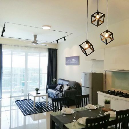 Ara Damansara Oasis Residence, Specious Home 4-8Pax, 8Min Subang Airport, 10Min Sunway Petaling Jaya Buitenkant foto