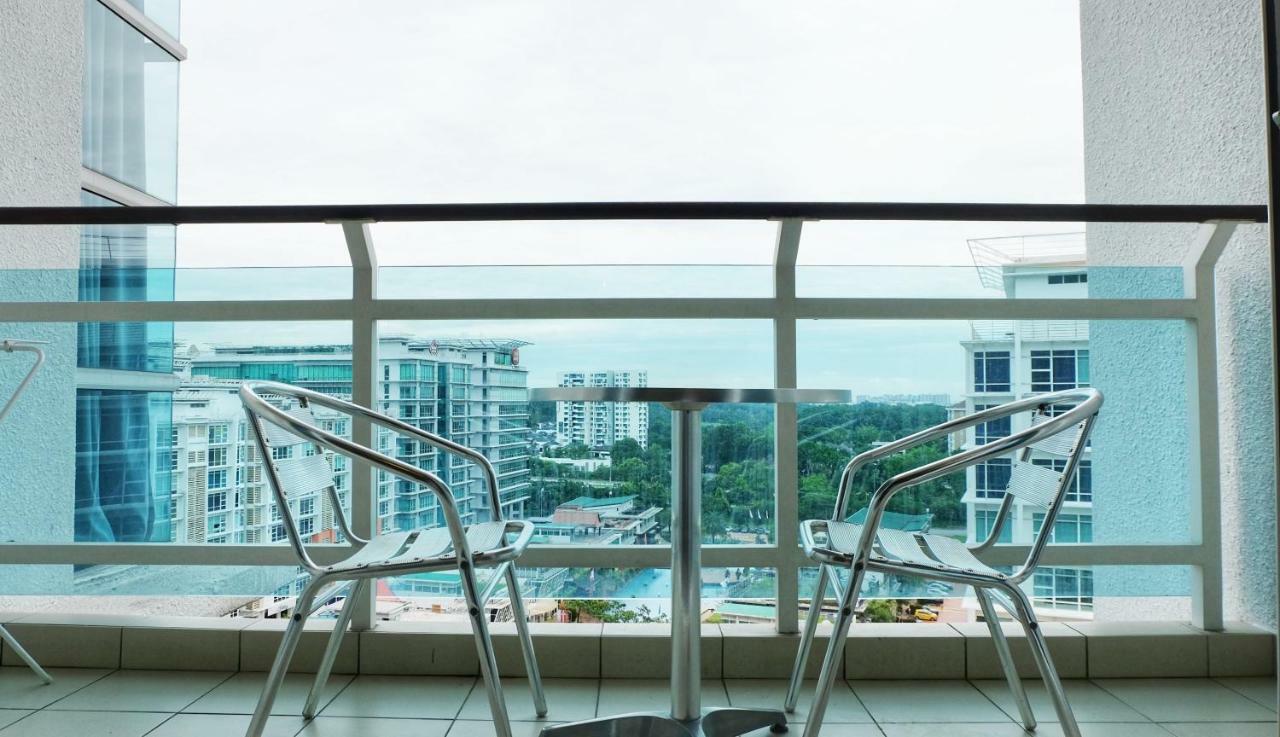 Ara Damansara Oasis Residence, Specious Home 4-8Pax, 8Min Subang Airport, 10Min Sunway Petaling Jaya Buitenkant foto