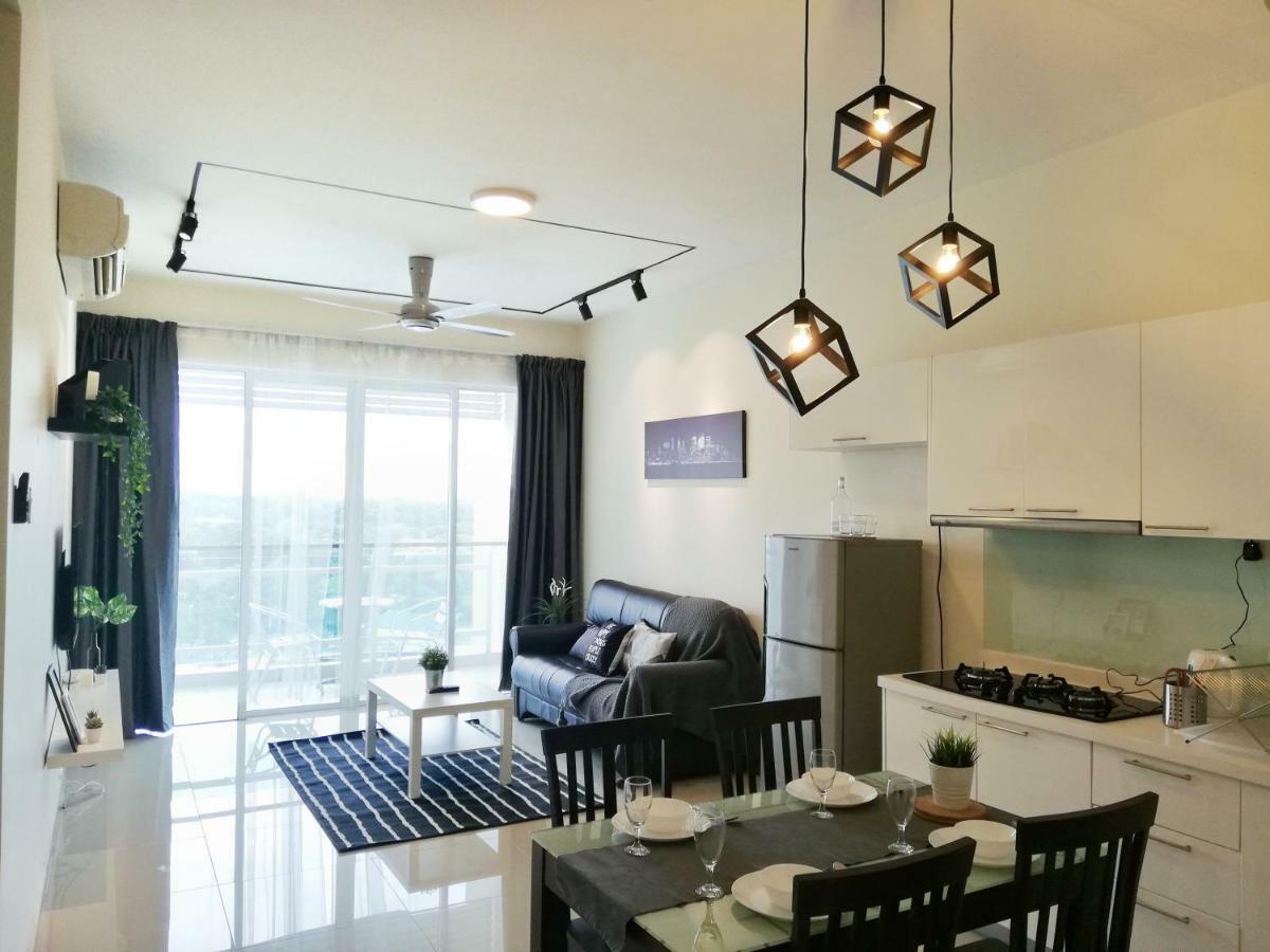Ara Damansara Oasis Residence, Specious Home 4-8Pax, 8Min Subang Airport, 10Min Sunway Petaling Jaya Buitenkant foto